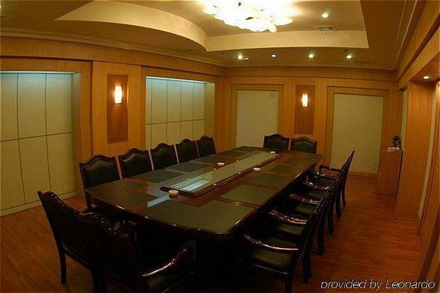 Yin Rui Lin International Hotel Хефей Зручності фото
